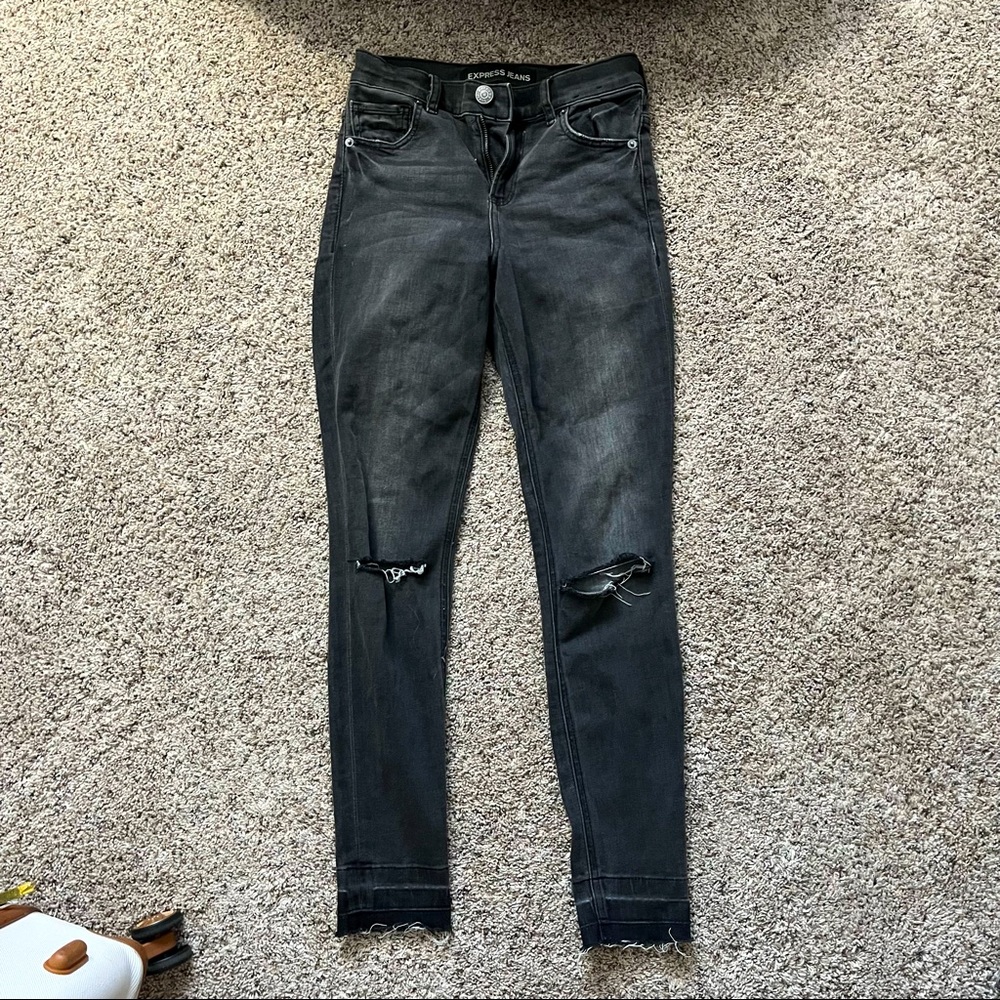 ❌DONATED❌Express Ankle Jeans